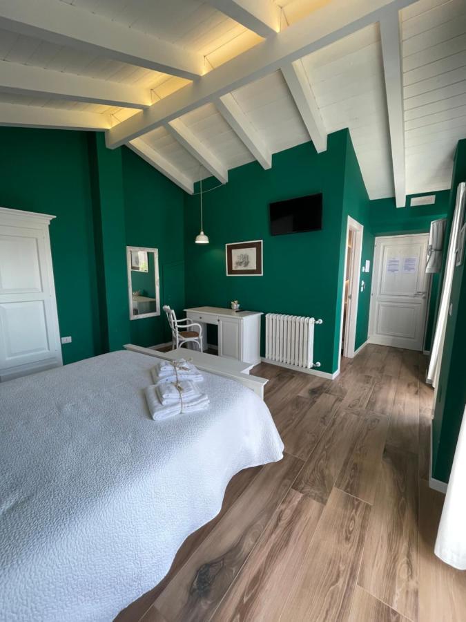 Il Borgo Bed & Breakfast Корато Екстериор снимка